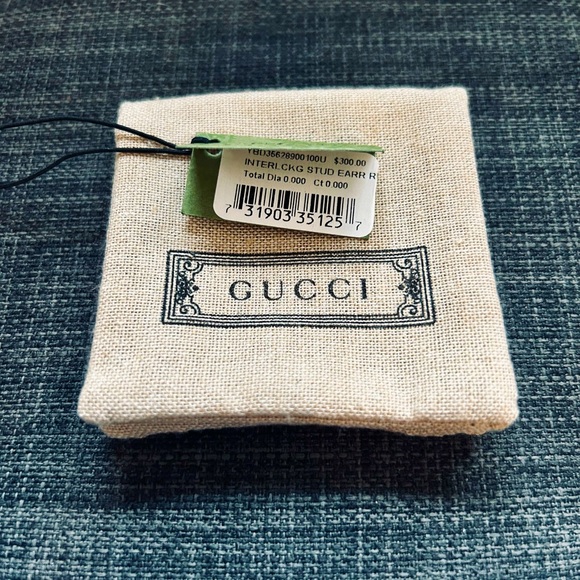 Gucci Interlocking Stud Earrings - Picture 6 of 9